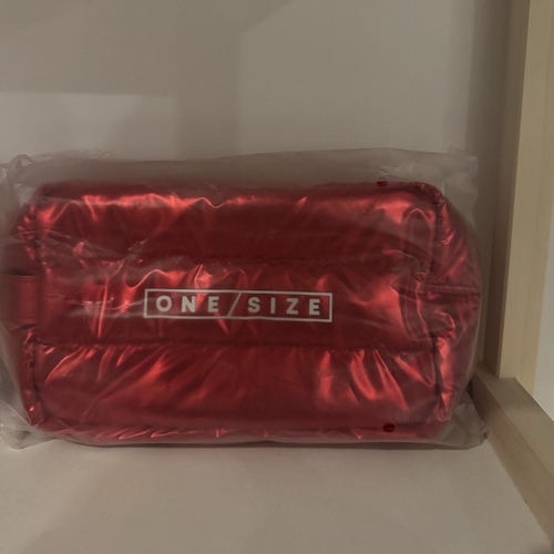 جنطه من ون سايز