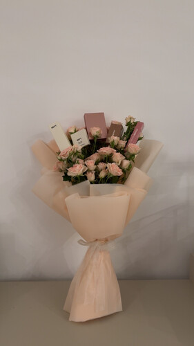 ✨ Glimzy bouquet baby pink