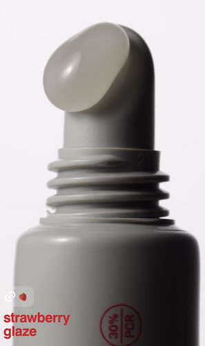 Peptide lip treatment- strawberry glaze -