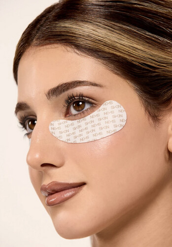 Eye-conic Brightening Hydrogel Eye Patches