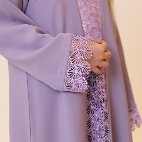 Lavender عباية