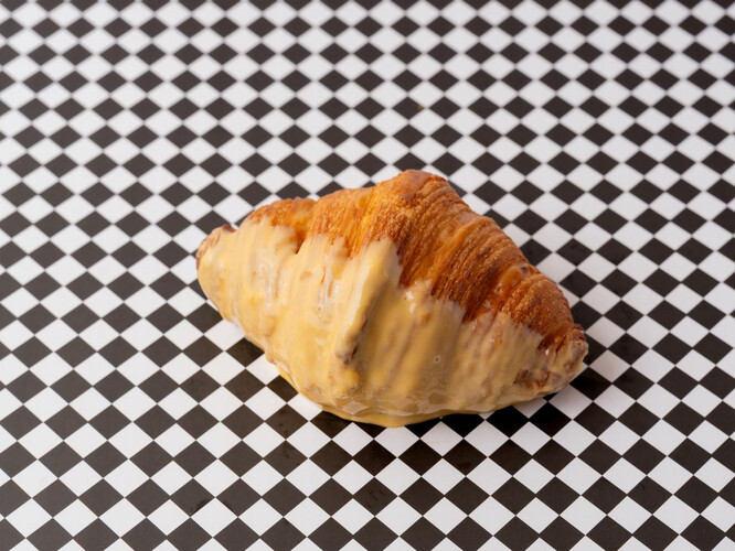 كرواسان بالجبنة