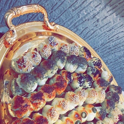 صواني فاخرة