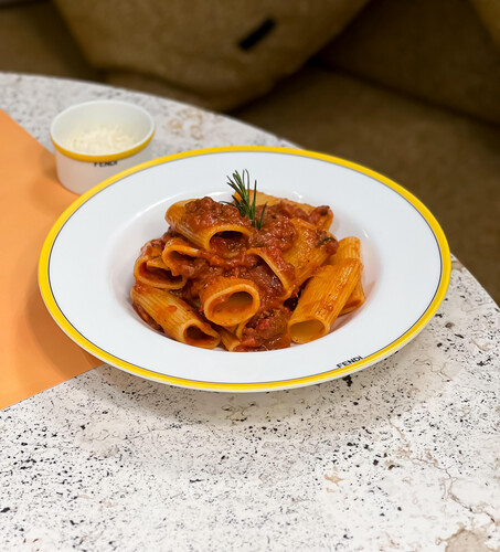 ريغاتوني الراقو