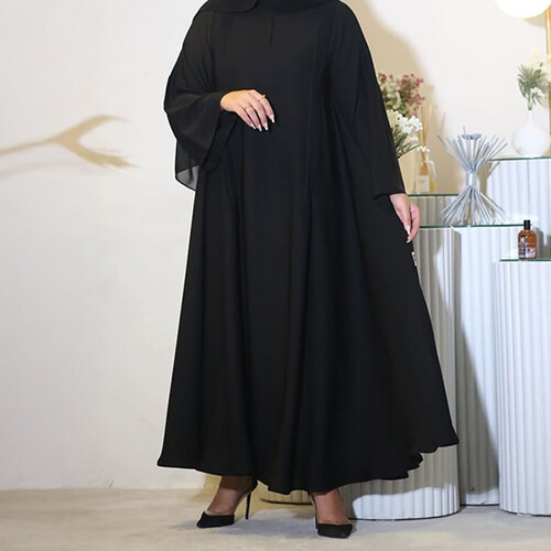 عبايه كلوش كسرتين على الجنبين من الامام والخلف