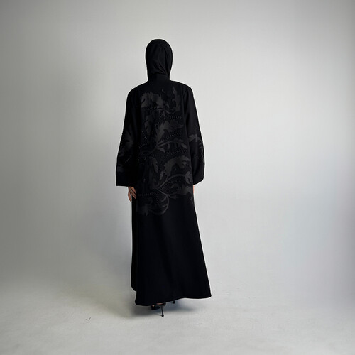 عبايه مناسبات شك وتطريز