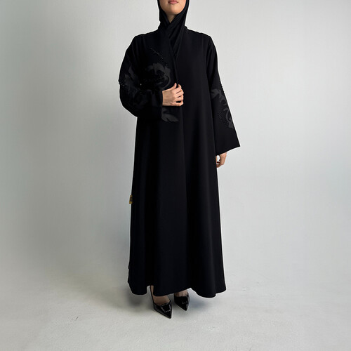عبايه مناسبات شك وتطريز