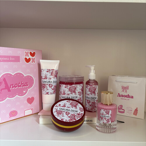 بكج برائحة ساكورا ديور