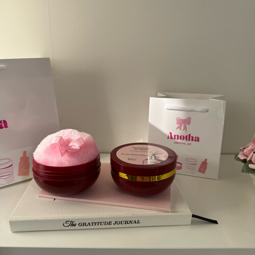 بودرة سكاندال باي نايت الفرمونية