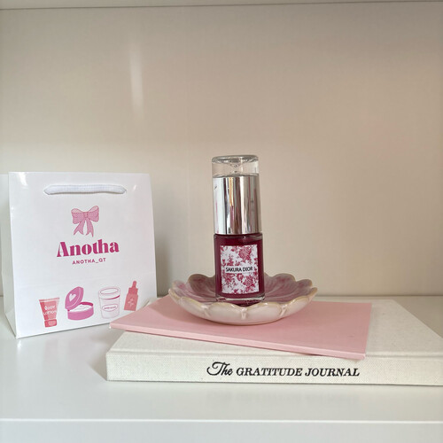 لمسة ساكورا ديور