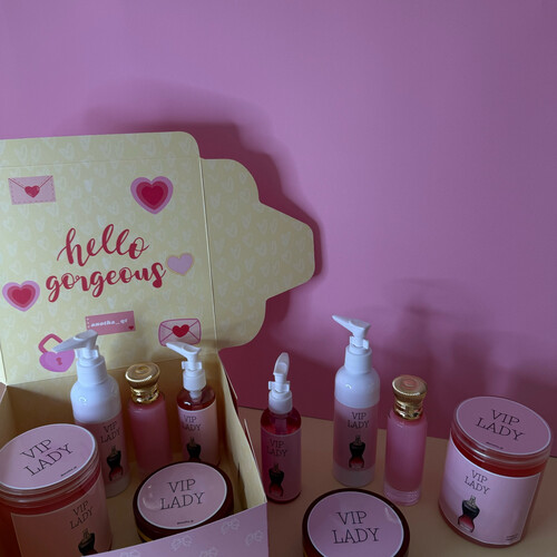 مجموعة مستوحاة من عطر لابيل لي