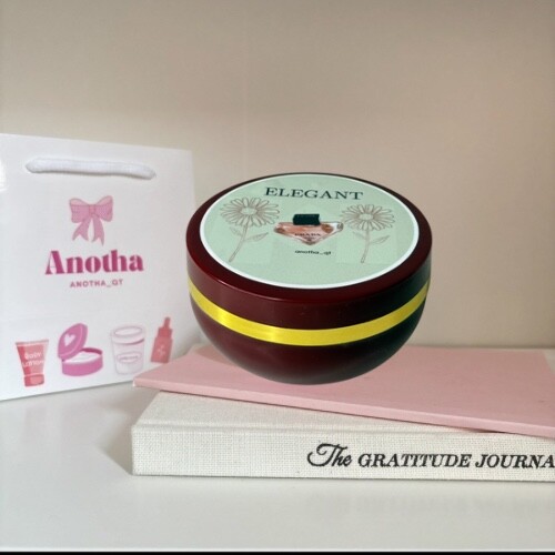 prada paradoxe Powder