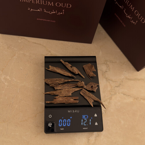 عود هندي سوبر ( سعر التولة 180 )