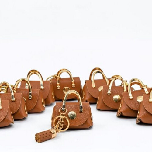 Light brown distribution bouquet