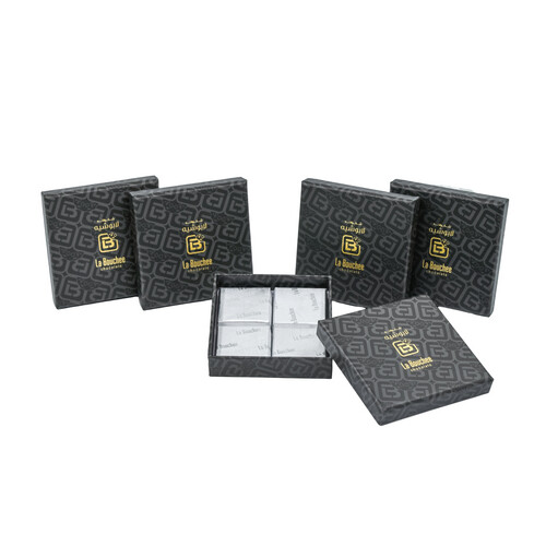 Mini box distribution bouquet, black envelope