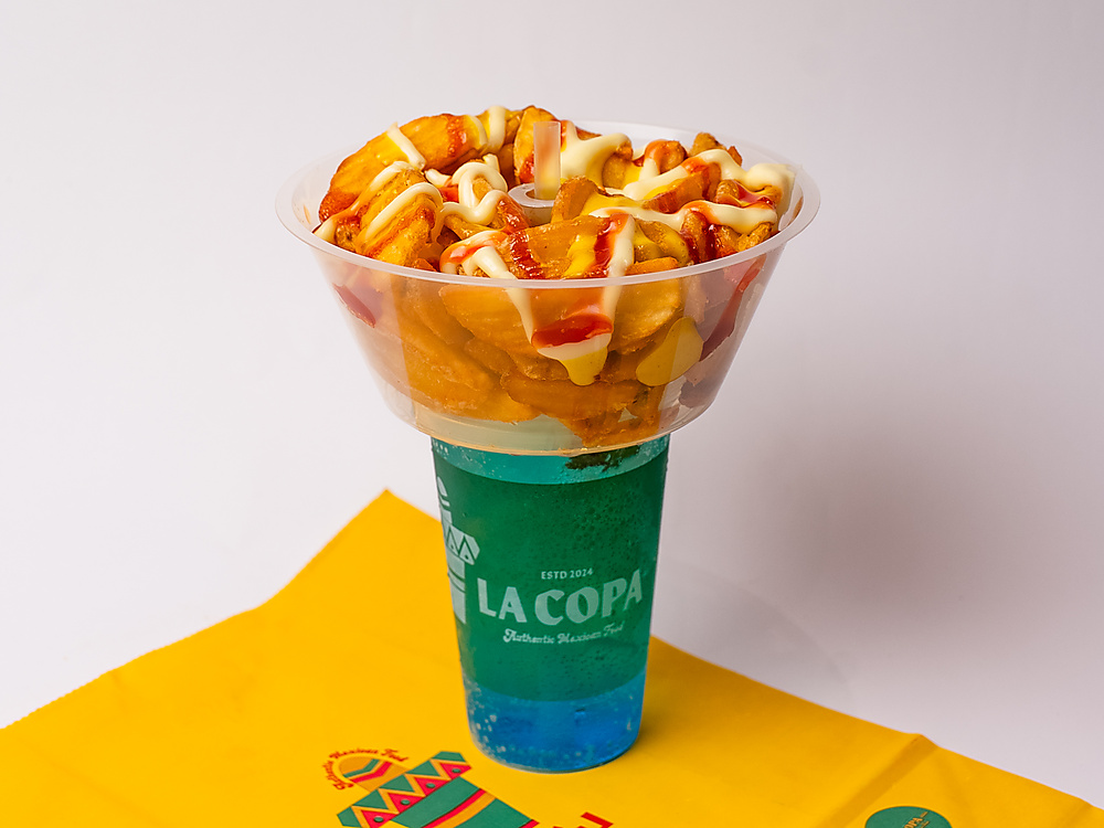 فرايز كاتشب و مايونيز مع موهيتو