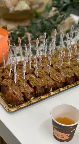 toffee)  aldiyafuh )