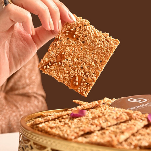 سمسمية اللوز - النقصة الذهبية