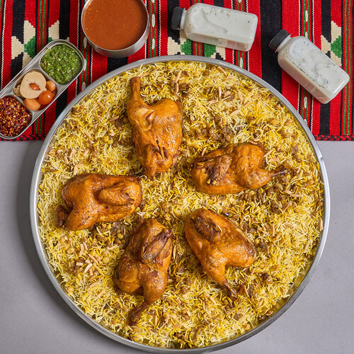 مجبوس دجاج 5  \ 8 اشخاص