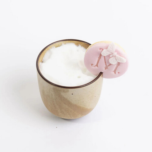 Circle Tea Cup Biscuit with Butterfly Charm