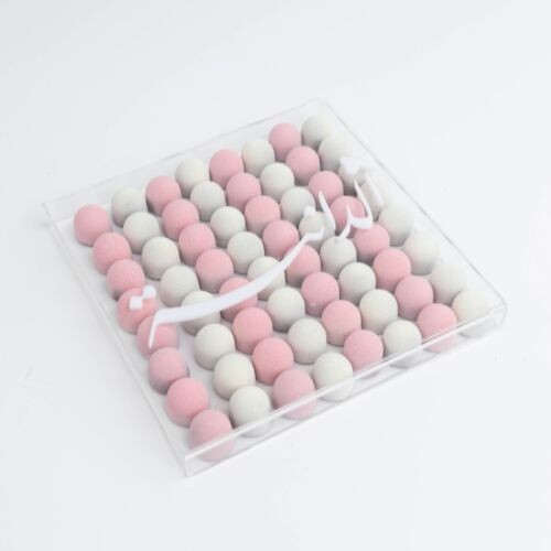 شوكلت فلفت في أكريلك بوكس