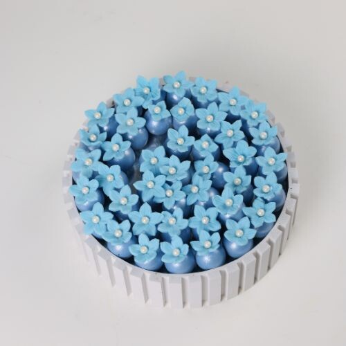 Chocolate Truffle topped with Fondant Rose and Pearl