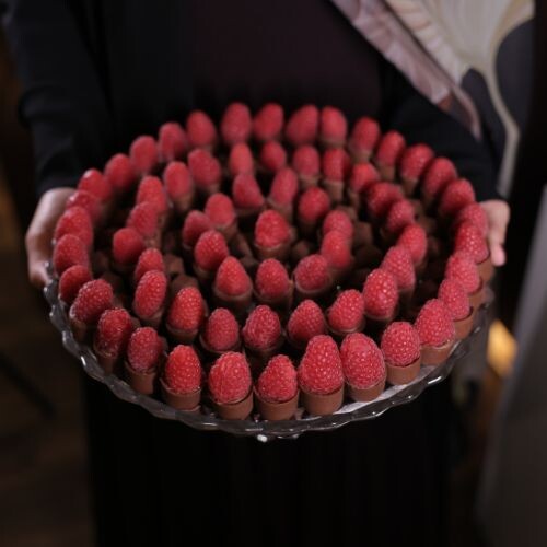 Raspberry cup and Raspberry bite