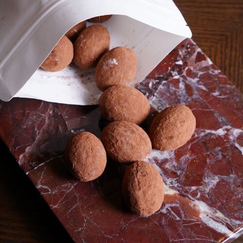 Almond Dragée Egg shape