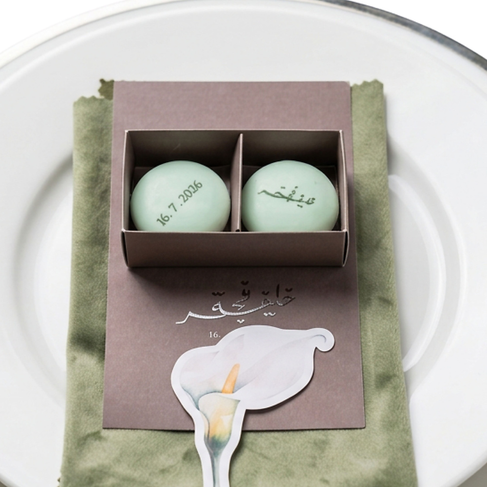 Personalized 2-Piece Chocolate Macron