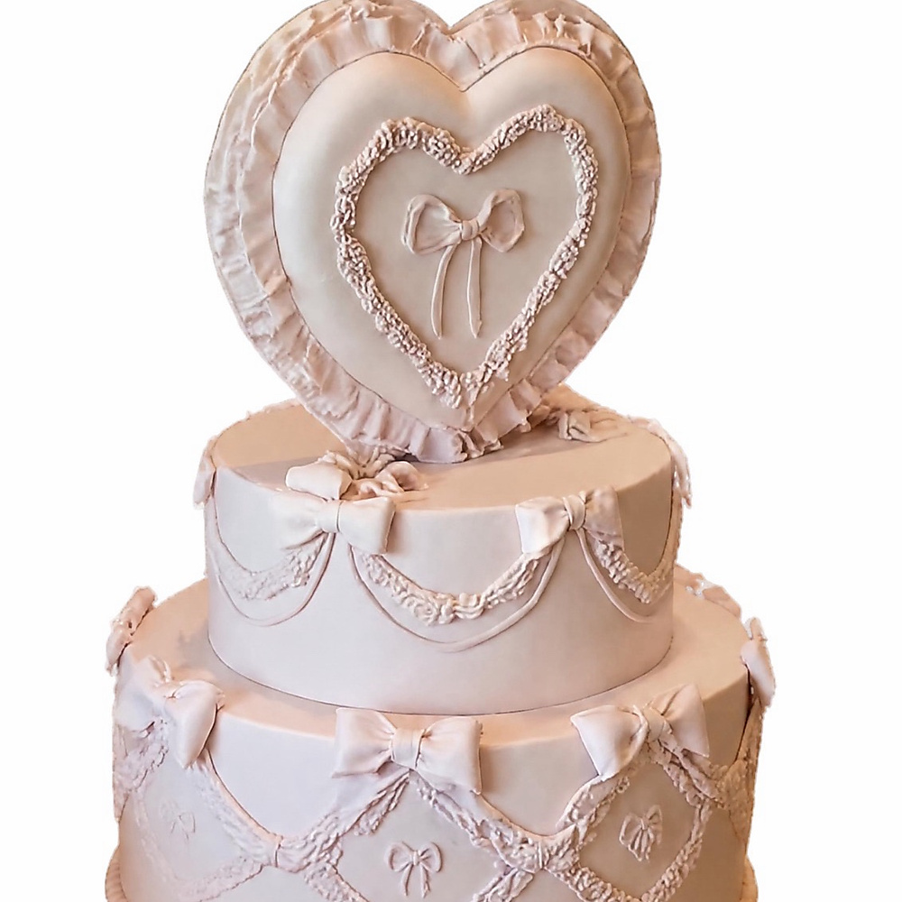 Vintage Heart & Bow Display