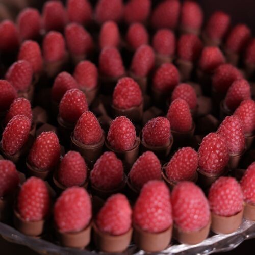 Raspberry cup and Raspberry bite