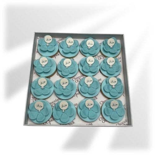 Flower Biscuits with Pearl