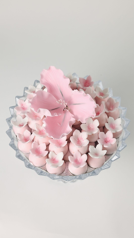 Rose half circle