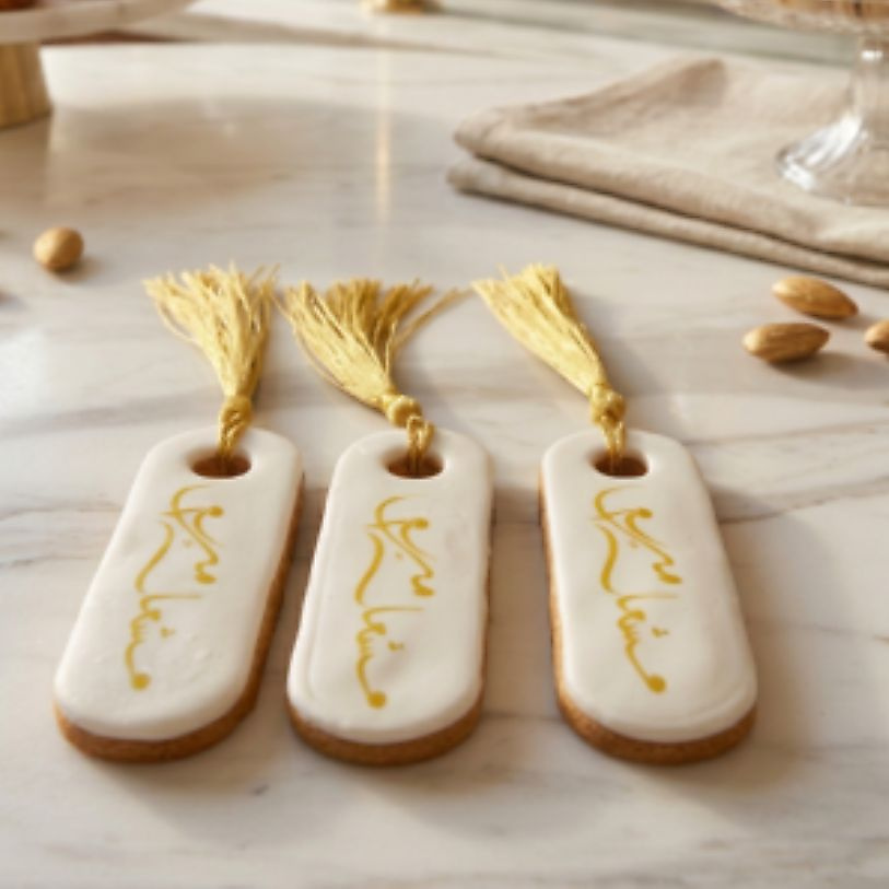 Long Biscuit with a tassel