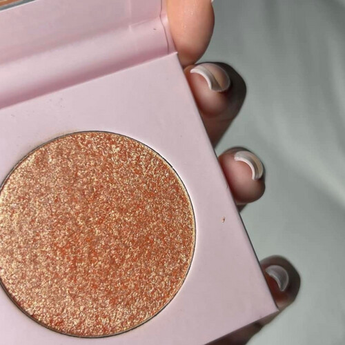 ROSEGOLD HIGHLIGHTER