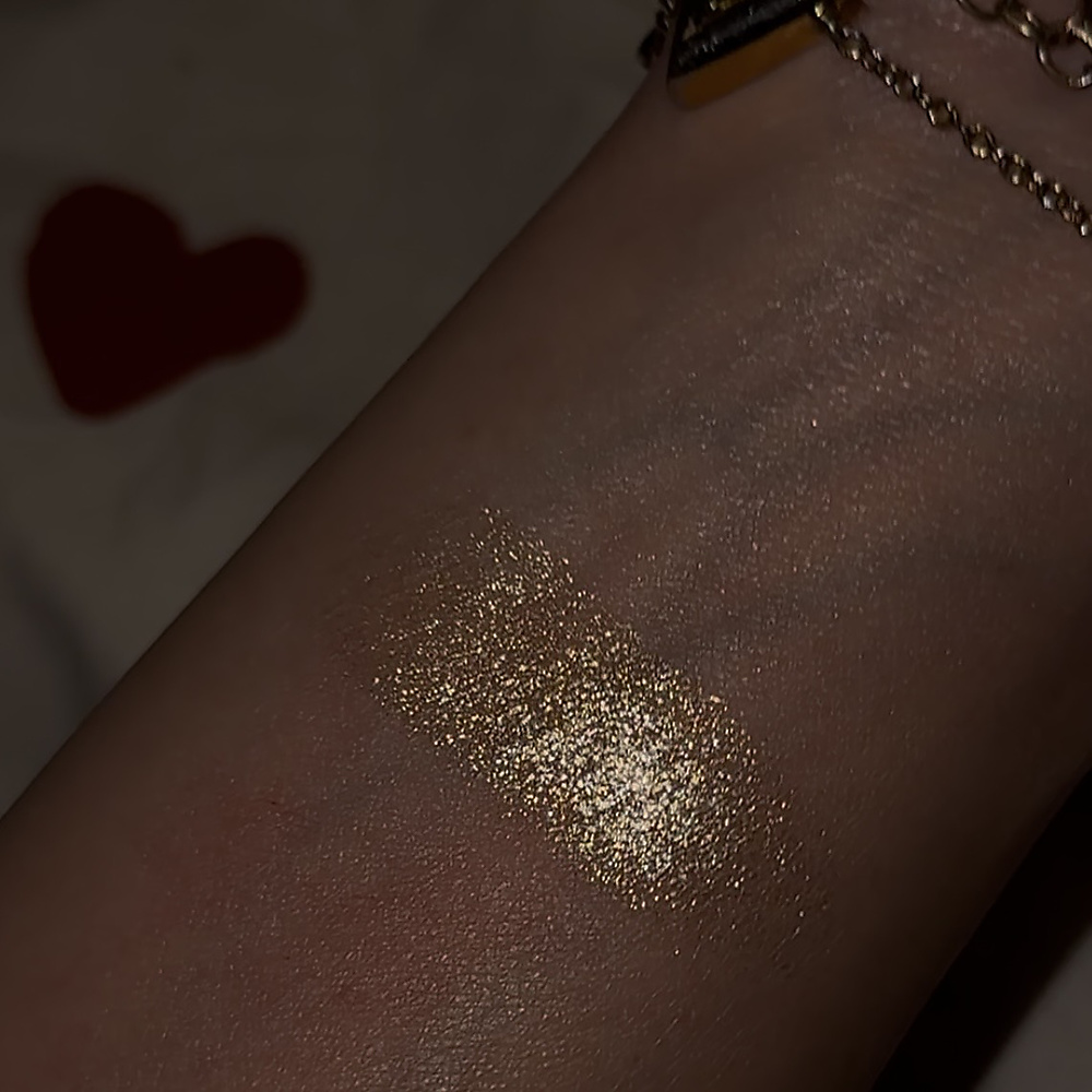 ROSEGOLD HIGHLIGHTER