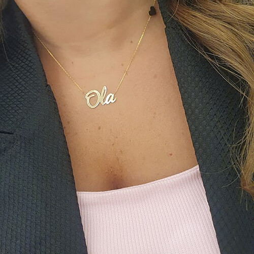 تصميم اسم من الذهب