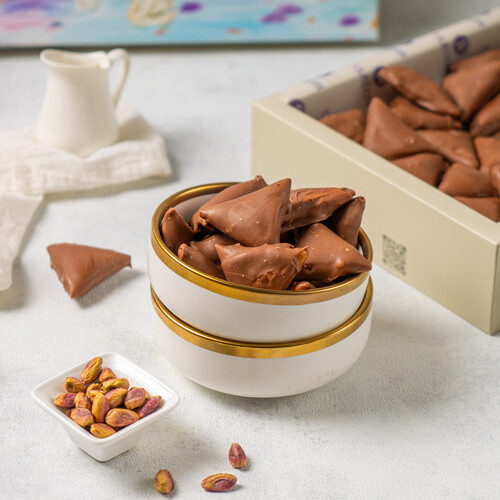 Sambosah Kunafah& Pistachio