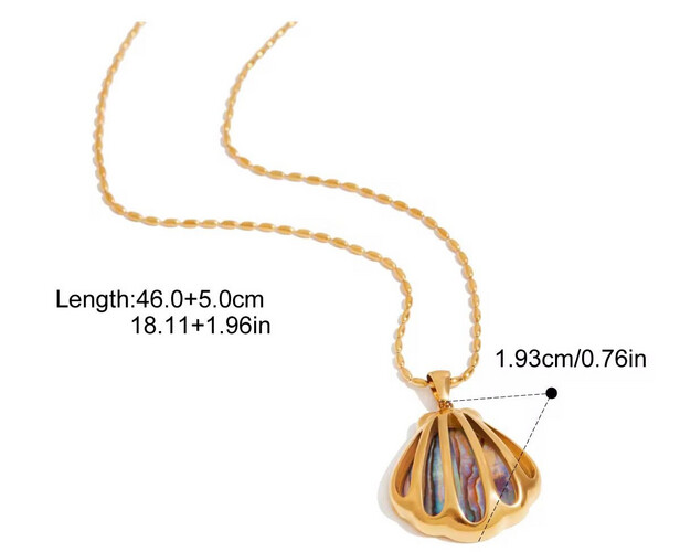 Aura shell necklace