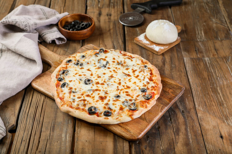 Vegetable Meshaltet Pizza