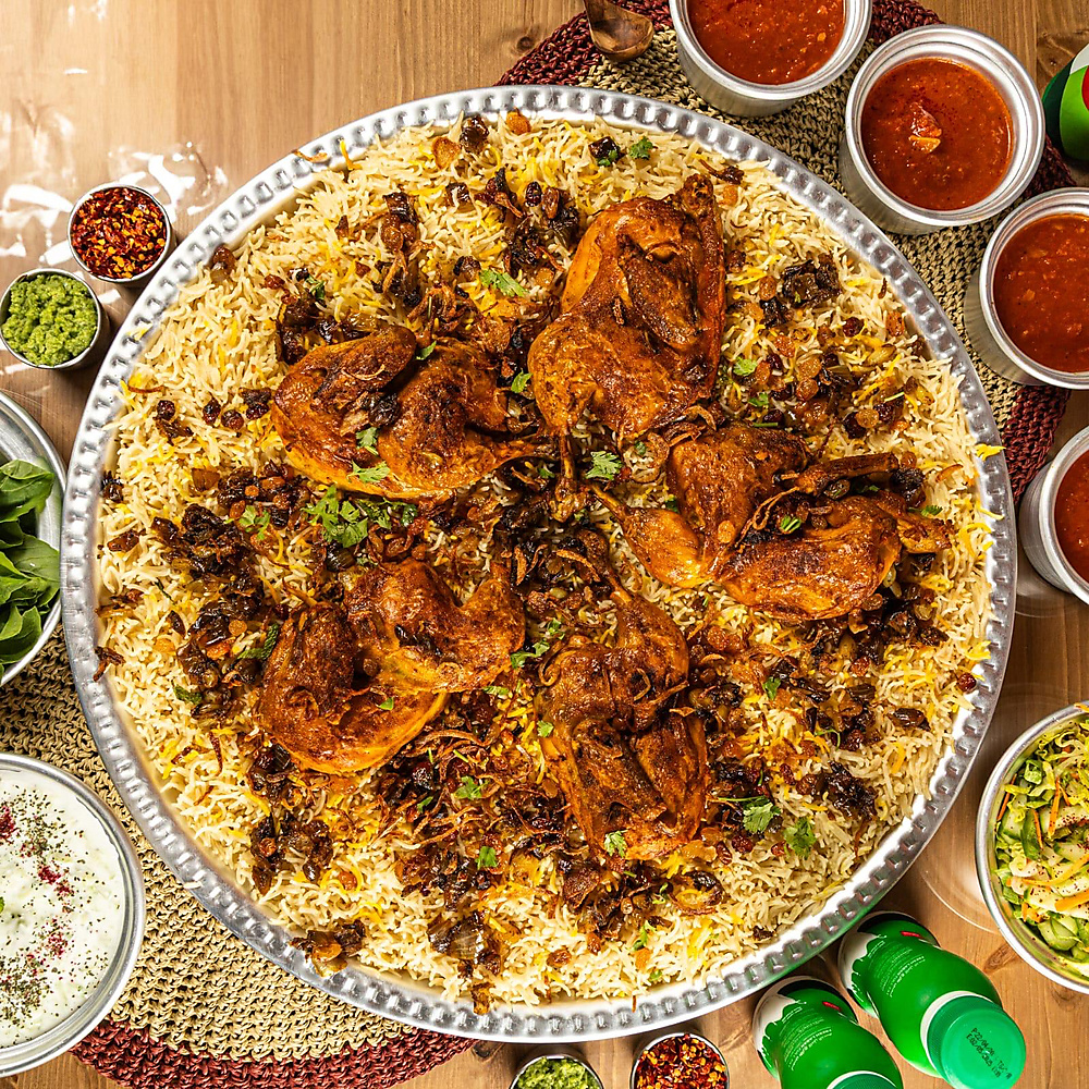 عرض يوم الثلاثاء ٤ مجبوس دجاج