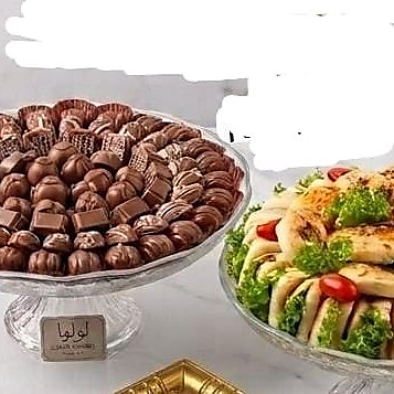 تشكيلة الشوكولاتة والفطائر