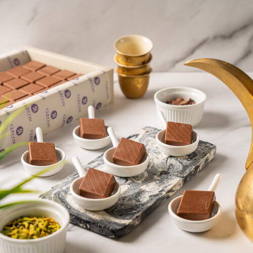 Cocoa alhaba (Kunafa and Pistachio)