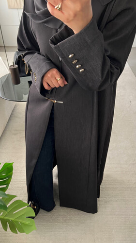 بليزر جينز خفيف مع فتحات جانبية - الرجاء كتابة قياس ( الكتف ، الصدر ، طول الكم ) بالملاحظات