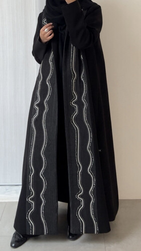 ( بليزر كريب مع جوخ - الرجاء كتابة مقاسات ( الكتف ، الصدر ، ، طول الكم