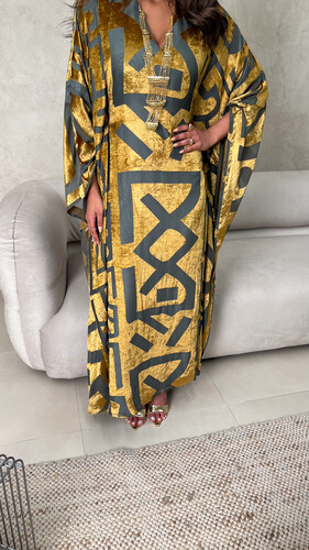 شيفون مخمل مع حزام داخلي