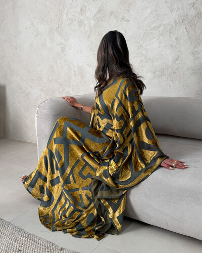 شيفون مخمل مع حزام داخلي