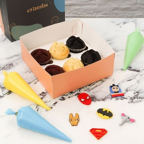 Super hero cupcake