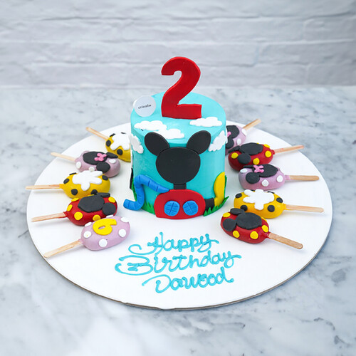 Mickey Mouse Cake & Cakesickles