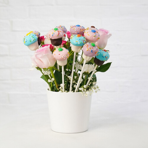 Crumbs cupcakepops vase